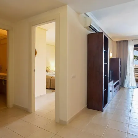 M&r Puerto de Santiago (Tenerife)