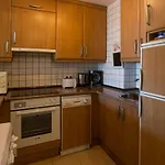 M&r Apartment *